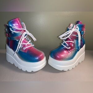 Women’s Rainbow Platform-Wedge Boots. Inside Zip, Lace Up. Size 35 (US 4) New.